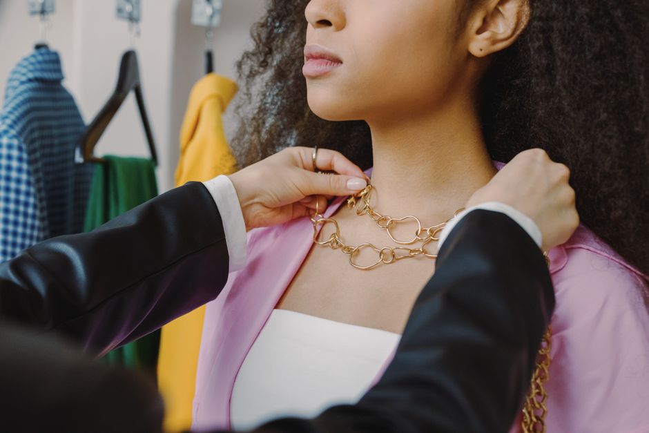 Anklets: Length Guide & Style Tips for the Perfect Fit